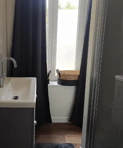 Appartamento De La Place De L'église *